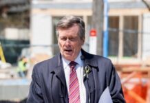 Toronto Mayor Tory orders City to ensure Sikhs not discriminated against for their religious beliefs