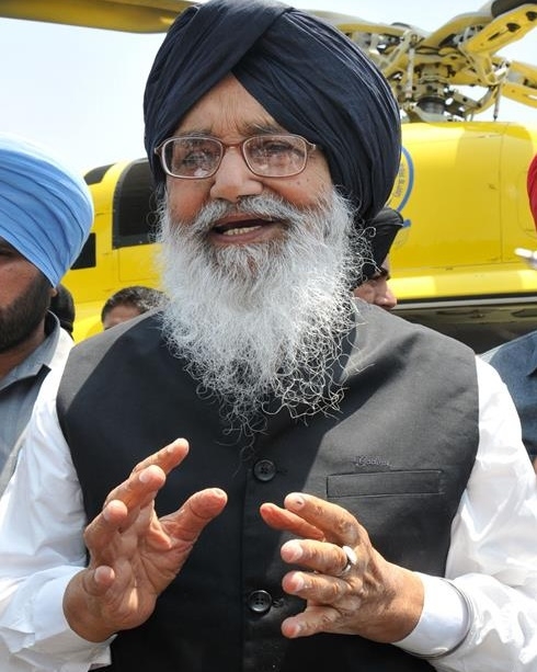 Parkash Singh Badal hospitalised with uneasiness in breathing