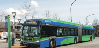 Unifor Locals 111, 2200 reject tentative agreement at Coast Mountain Bus Company
