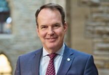 Binding arbitration to end railway lockout ordered by labour minister; NDP slams decision