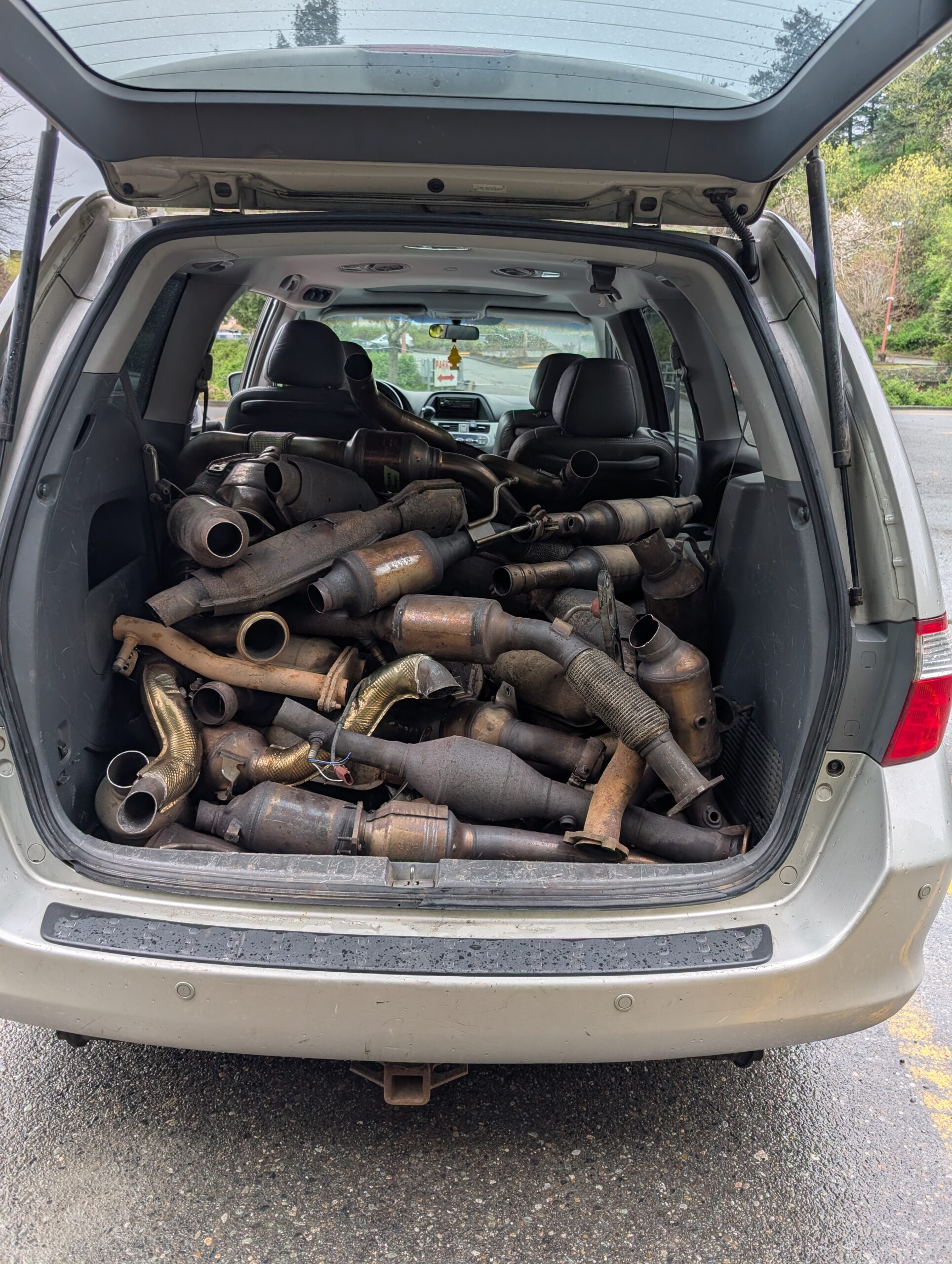 Abbotsford Police seize more than 20 catalytic convertors