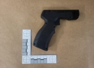 Drone helps police determine man had butane lighter shaped like handgun (video)
