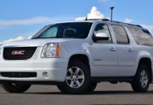 Vancouver Police search for witnesses in Fairview hit-and-run