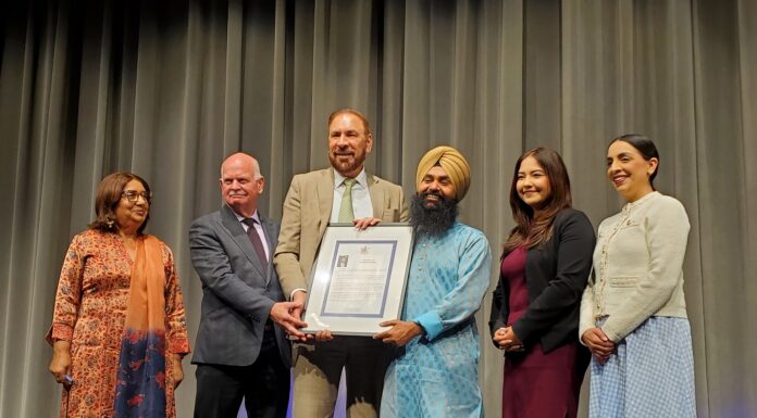 Surrey NDP MLAs celebrate with Naads Arts on their 20th anniversary
