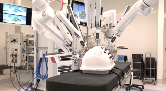 First robotic surgery — removal of lung tumour — performed at Surrey Memorial Hospital