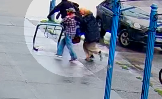 Vancouver Police seek witnesses after violent robbery of senior (with video)